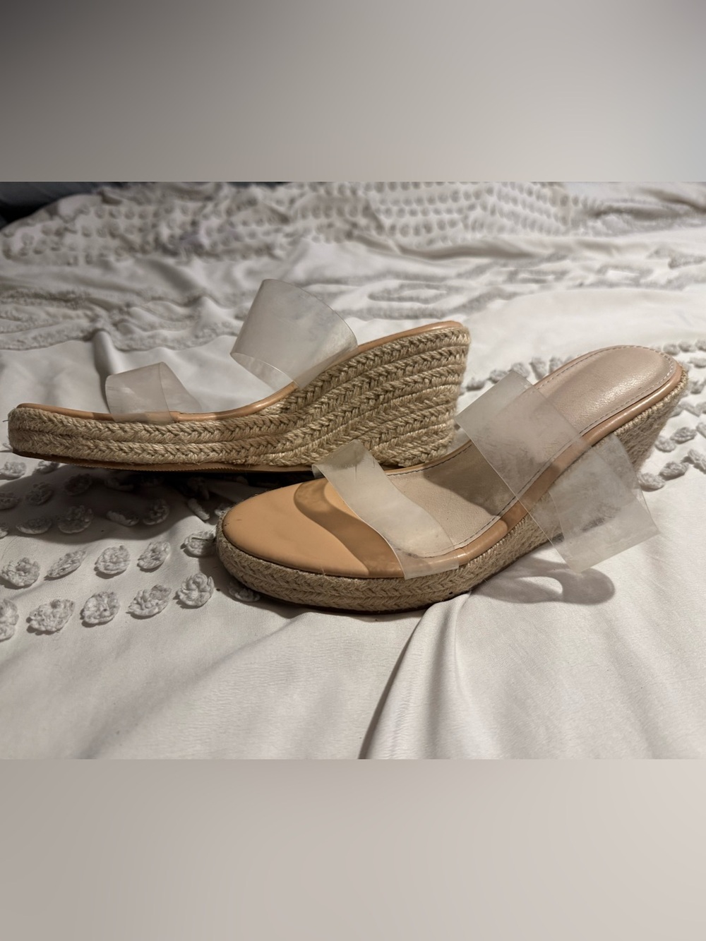 Wedge- clear top
